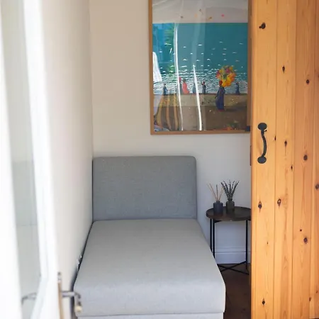 Stylish Near Seafront Holiday home Falmouth