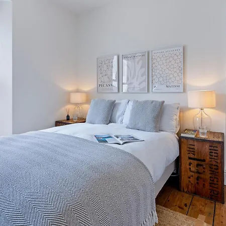 Stylish Near Seafront * Falmouth